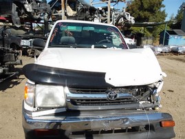 2000 Toyota Tacoma SR5 White Extended Cab 2.4L AT 2WD #Z23469